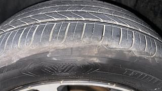 Used 2020 Tata Altroz XZ 1.2 Petrol Manual tyres LEFT FRONT TYRE TREAD VIEW