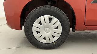 Used 2021 Maruti Suzuki Alto 800 Vxi Plus Petrol Manual tyres LEFT FRONT TYRE RIM VIEW
