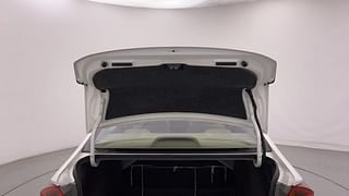 Used 2017 Honda City [2017-2020] VX CVT Petrol Automatic interior DICKY DOOR OPEN VIEW
