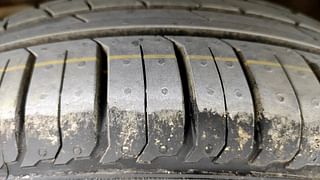 Used 2019 Maruti Suzuki Dzire [2017-2020] ZDI Plus Diesel Manual tyres LEFT FRONT TYRE TREAD VIEW