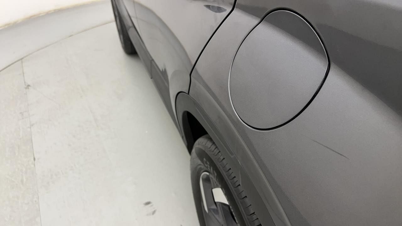Used 2021 Hyundai Venue [2019-2022] SX Plus 1.0 Turbo DCT Petrol Automatic dents MINOR SCRATCH