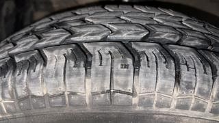 Used 2012 Maruti Suzuki Swift [2011-2017] VDi Diesel Manual tyres LEFT FRONT TYRE TREAD VIEW