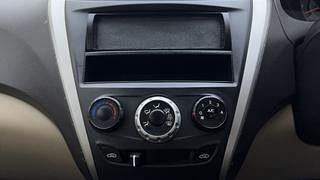 Used 2017 Hyundai Eon [2011-2018] Era + Petrol Manual interior MUSIC SYSTEM & AC CONTROL VIEW