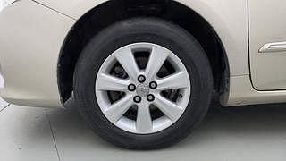 Used 2011 Toyota Corolla Altis [2008-2011] 1.8 G Petrol Manual tyres LEFT FRONT TYRE RIM VIEW