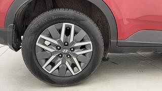 Used 2022 Hyundai Venue S Plus 1.5 CRDi Diesel Manual tyres RIGHT REAR TYRE RIM VIEW