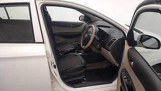 Used 2014 Hyundai i20 [2012-2014] Magna 1.2 Petrol Manual interior RIGHT SIDE FRONT DOOR CABIN VIEW