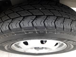 Used 2020 Maruti Suzuki Eeco AC 5 STR Petrol Manual tyres RIGHT FRONT TYRE TREAD VIEW