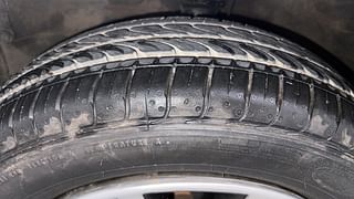 Used 2016 Maruti Suzuki Wagon R 1.0 [2010-2019] VXi Petrol Manual tyres LEFT FRONT TYRE TREAD VIEW