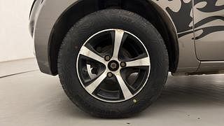 Used 2018 Datsun Redi-GO [2015-2019] A Petrol Manual tyres LEFT FRONT TYRE RIM VIEW