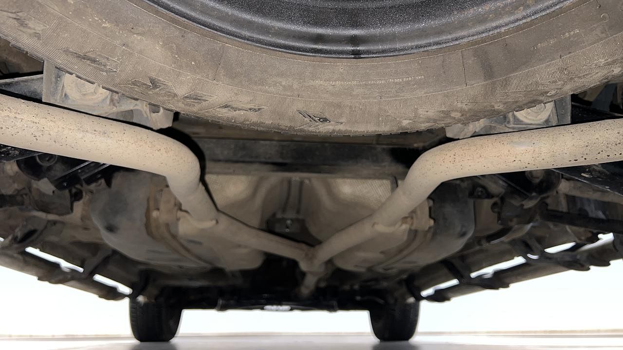 Used 2015 Mahindra XUV500 [2015-2018] W4 Diesel Manual extra REAR UNDERBODY VIEW (TAKEN FROM REAR)
