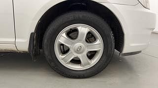 Used 2010 Hyundai Verna [2006-2010] VTVT SX 1.6 Petrol Manual tyres RIGHT FRONT TYRE RIM VIEW