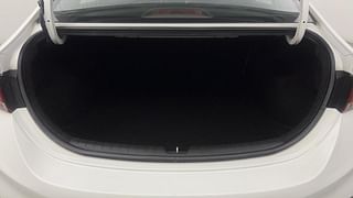 Used 2019 Hyundai Verna [2017-2020] 1.6 VTVT SX Petrol Manual interior DICKY INSIDE VIEW