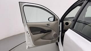 Used 2016 Toyota Etios Liva [2010-2017] V Petrol Manual interior LEFT FRONT DOOR OPEN VIEW