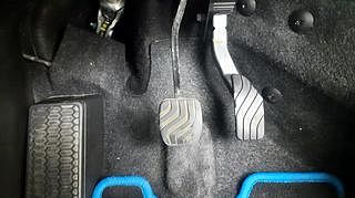 Used 2022 Renault Kiger RXZ Turbo CVT Petrol Automatic interior PEDALS VIEW