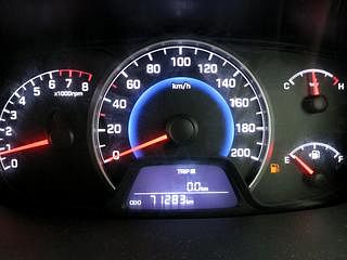 Used 2015 Hyundai Grand i10 [2013-2017] Magna 1.2 Kappa VTVT Petrol Manual interior CLUSTERMETER VIEW