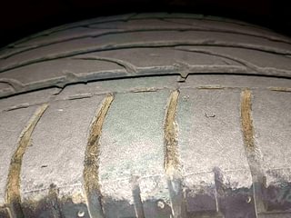 Used 2017 Hyundai Creta [2015-2018] 1.6 SX (O) Diesel Manual tyres RIGHT FRONT TYRE TREAD VIEW