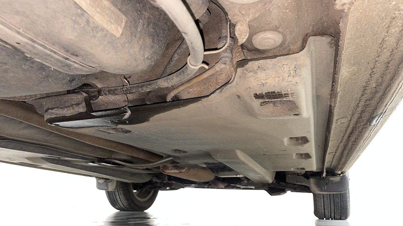 Used 2016 Volkswagen Vento [2015-2019] Highline Petrol AT Petrol Automatic extra REAR RIGHT UNDERBODY VIEW