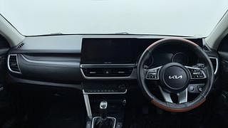 Used 2021 Kia Seltos HTX Plus D Diesel Manual interior DASHBOARD VIEW