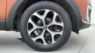 Used 2017 Renault Captur [2017-2020] Platine Diesel Dual tone Diesel Manual tyres RIGHT FRONT TYRE RIM VIEW