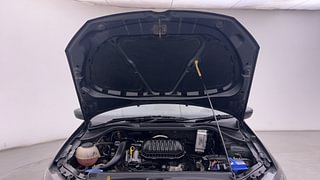 Used 2018 Volkswagen Polo Comfortline 1.0L (P) Petrol Manual engine ENGINE & BONNET OPEN FRONT VIEW