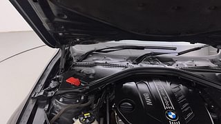 Used 2015 BMW 3 Series [2012-2015] 320d Prestige Diesel Automatic engine ENGINE RIGHT SIDE HINGE & APRON VIEW