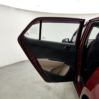 Used 2015 Hyundai Grand i10 [2013-2017] Magna 1.2 Kappa VTVT Petrol Manual interior LEFT REAR DOOR OPEN VIEW