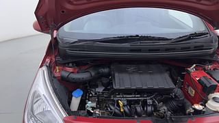 Used 2018 Hyundai Grand i10 [2017-2020] Magna 1.2 Kappa VTVT Petrol Manual engine ENGINE RIGHT SIDE HINGE & APRON VIEW