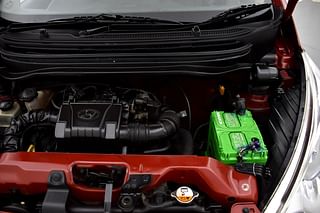 Used 2012 Hyundai Eon [2011-2018] Magna Petrol Manual engine ENGINE RIGHT SIDE VIEW