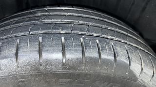 Used 2022 Toyota Glanza V AMT Petrol Automatic tyres RIGHT REAR TYRE TREAD VIEW