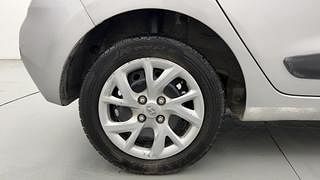 Used 2018 Hyundai Grand i10 [2017-2020] Sportz 1.2 Kappa VTVT Petrol Manual tyres RIGHT REAR TYRE RIM VIEW