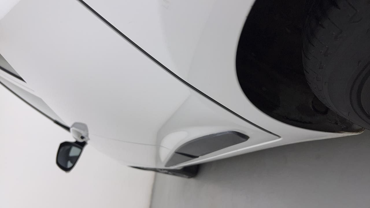 Used 2017 Hyundai Grand i10 [2017-2020] Sportz AT 1.2 Kappa VTVT Petrol Automatic dents MINOR DENT