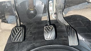 Used 2016 Maruti Suzuki Swift Dzire [2012-2017] VDi ABS Diesel Manual interior PEDALS VIEW