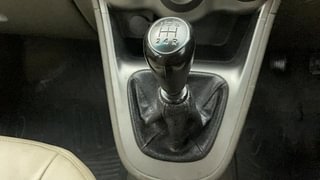 Used 2010 Hyundai i10 [2007-2010] Magna 1.2 Petrol Petrol Manual interior GEAR  KNOB VIEW