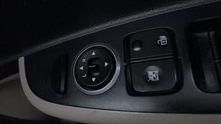 Used 2016 Hyundai Grand i10 [2013-2017] Sportz 1.2 Kappa VTVT Petrol Manual top_features Adjustable ORVM