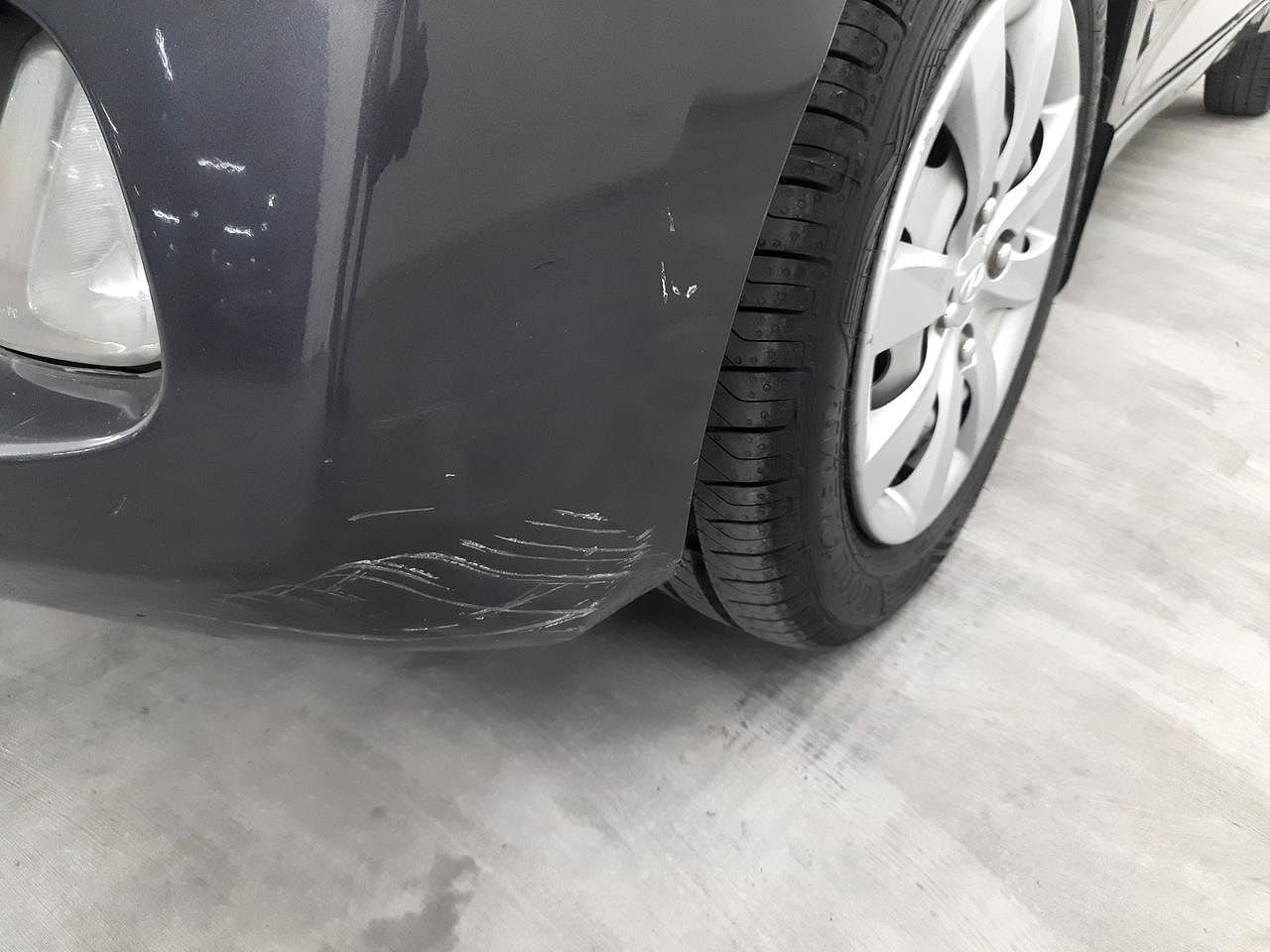 Used 2018 Hyundai Eon [2011-2018] Era + Petrol Manual dents MINOR SCRATCH