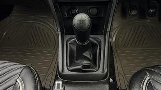 Used 2021 Maruti Suzuki Vitara Brezza [2020-2022] LXI Petrol Manual interior GEAR  KNOB VIEW