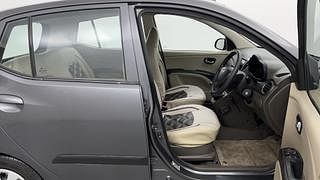 Used 2012 Hyundai i10 [2010-2016] Magna 1.2 Petrol Petrol Manual interior RIGHT SIDE FRONT DOOR CABIN VIEW