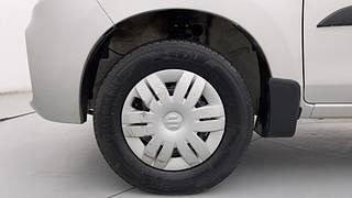 Used 2020 Maruti Suzuki Alto 800 Vxi Petrol Manual tyres LEFT FRONT TYRE RIM VIEW