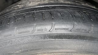 Used 2019 Honda Civic [2019-2021] ZX MT Diesel Diesel Manual tyres LEFT FRONT TYRE TREAD VIEW