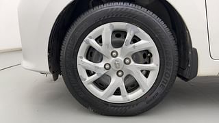 Used 2018 Hyundai Grand i10 [2017-2020] Magna AT 1.2 Kappa VTVT Petrol Automatic tyres LEFT FRONT TYRE RIM VIEW