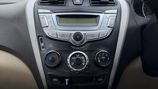 Used 2015 Hyundai Eon [2011-2018] Magna + Petrol Manual interior MUSIC SYSTEM & AC CONTROL VIEW