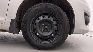 Used 2012 Maruti Suzuki Swift Dzire VXI Petrol Manual tyres RIGHT FRONT TYRE RIM VIEW