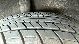 Used 2015 Maruti Suzuki Ritz [2012-2017] Zxi Petrol Manual tyres RIGHT REAR TYRE TREAD VIEW