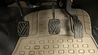 Used 2014 Maruti Suzuki Ertiga [2012-2015] ZXi Petrol Manual interior PEDALS VIEW