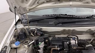 Used 2018 Maruti Suzuki Alto 800 [2016-2019] Lxi Petrol Manual engine ENGINE RIGHT SIDE HINGE & APRON VIEW