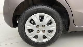 Used 2015 Honda Brio [2011-2016] S MT Petrol Manual tyres RIGHT REAR TYRE RIM VIEW