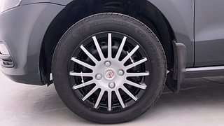 Used 2018 Volkswagen Polo Comfortline 1.0L (P) Petrol Manual tyres LEFT FRONT TYRE RIM VIEW