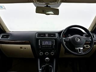 Used 2014 Volkswagen Jetta [2013-2017] Comfortline TDI Diesel Manual interior DASHBOARD VIEW