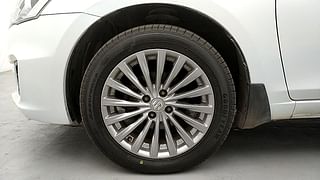 Used 2016 Maruti Suzuki Ciaz [2014-2017] ZXI+ AT Petrol Automatic tyres LEFT FRONT TYRE RIM VIEW