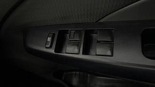 Used 2012 Toyota Etios Liva [2010-2017] G Petrol Manual top_features Power windows